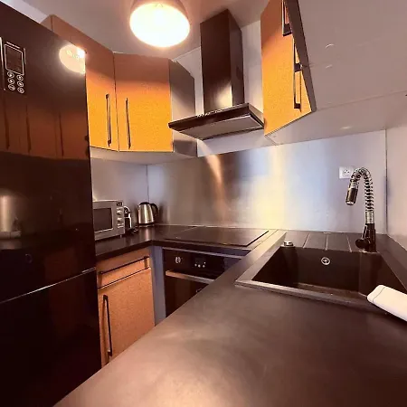 Lägenhet Kahn - 1 Bedroom - Gratte Ciel Villeurbanne